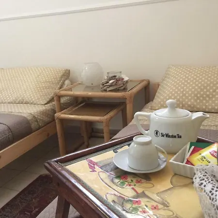 Ema.house קליארי